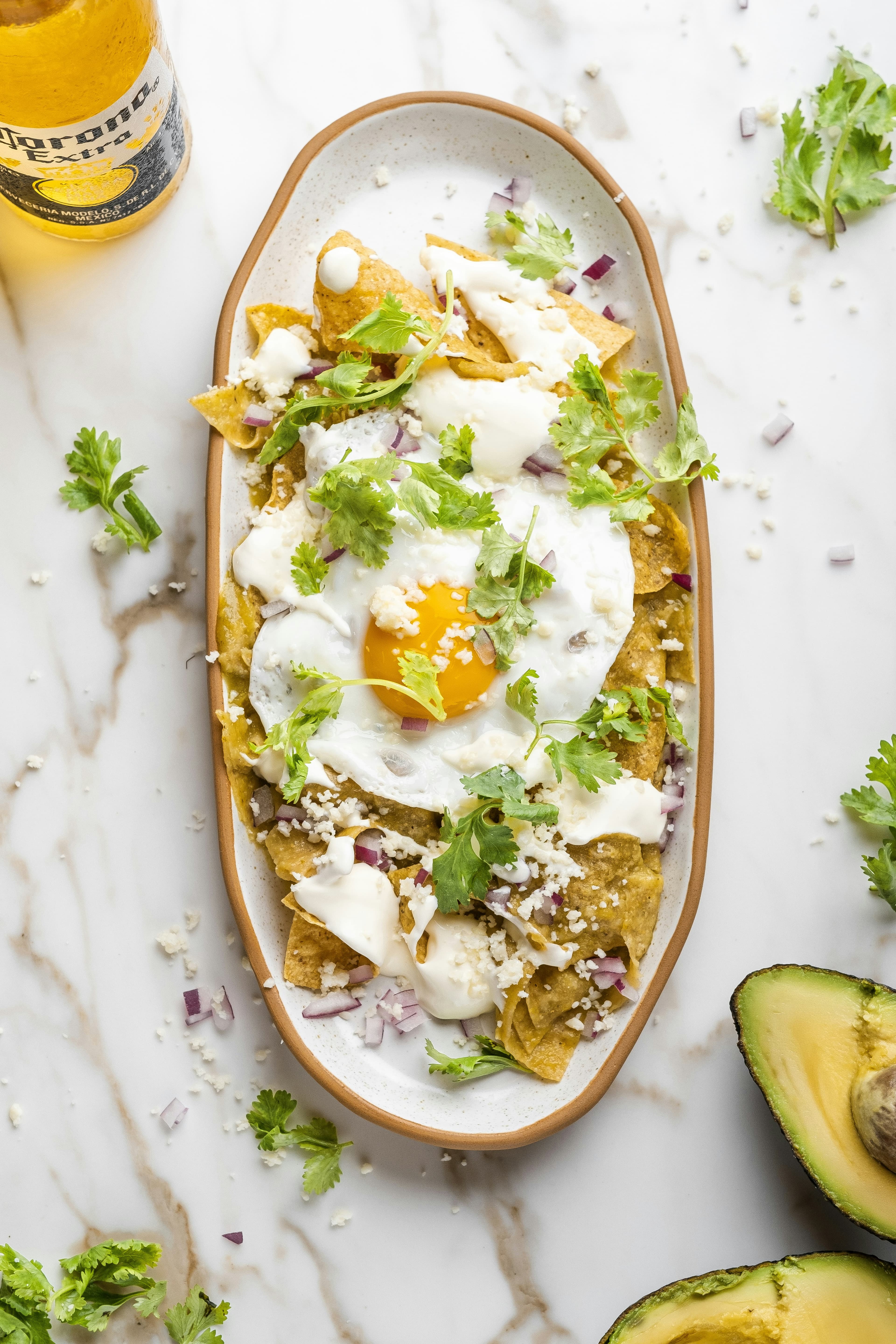Chilaquiles con Pechuga Asada