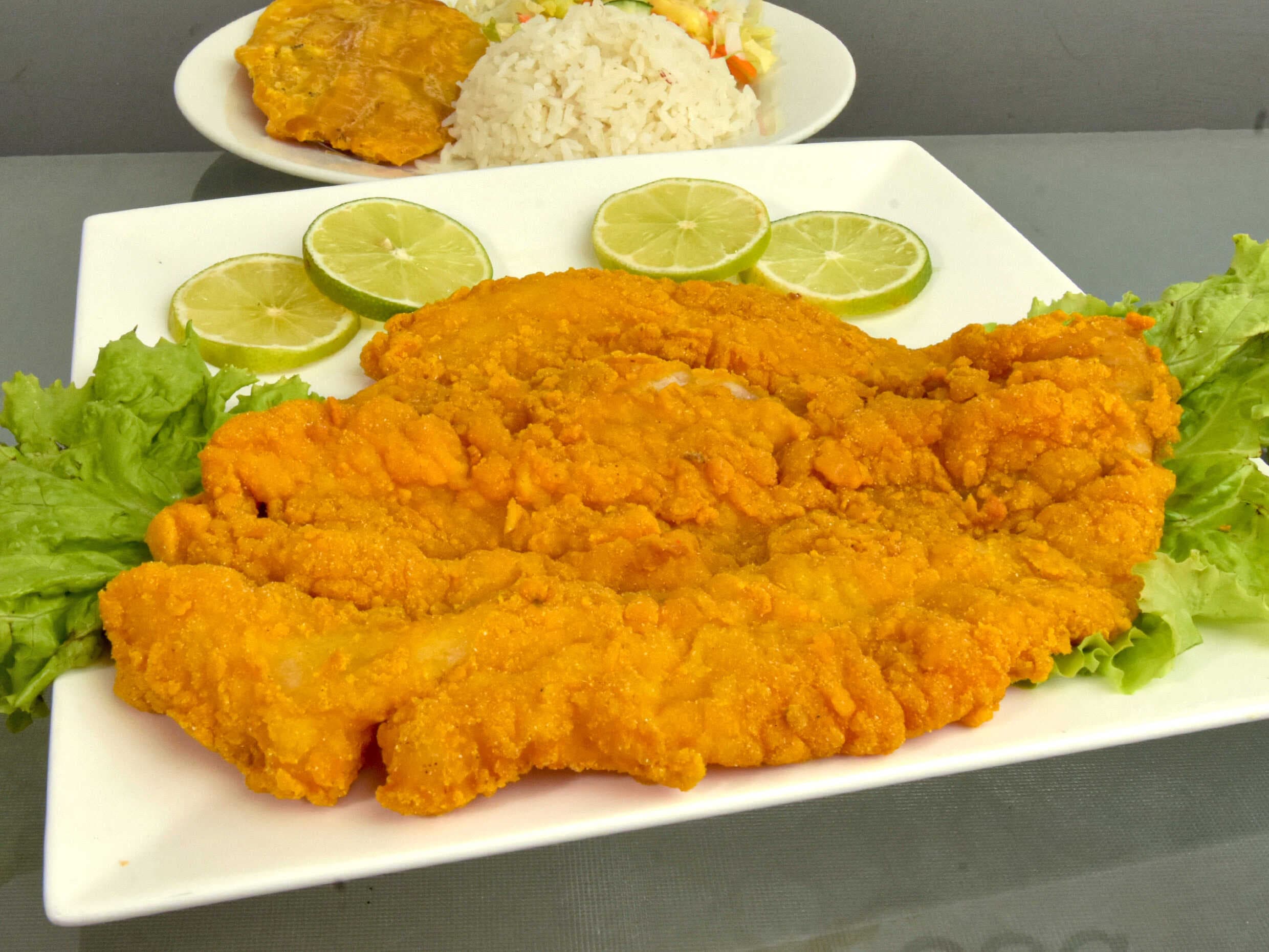 Sancocho con Chuleta de Pescado