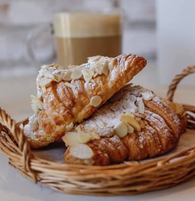 Croissant Bicolor de Avellana