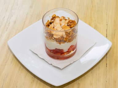 Parfait de Yogur Fresa-Plátano