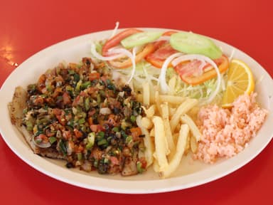 Filete a la Mexicana.