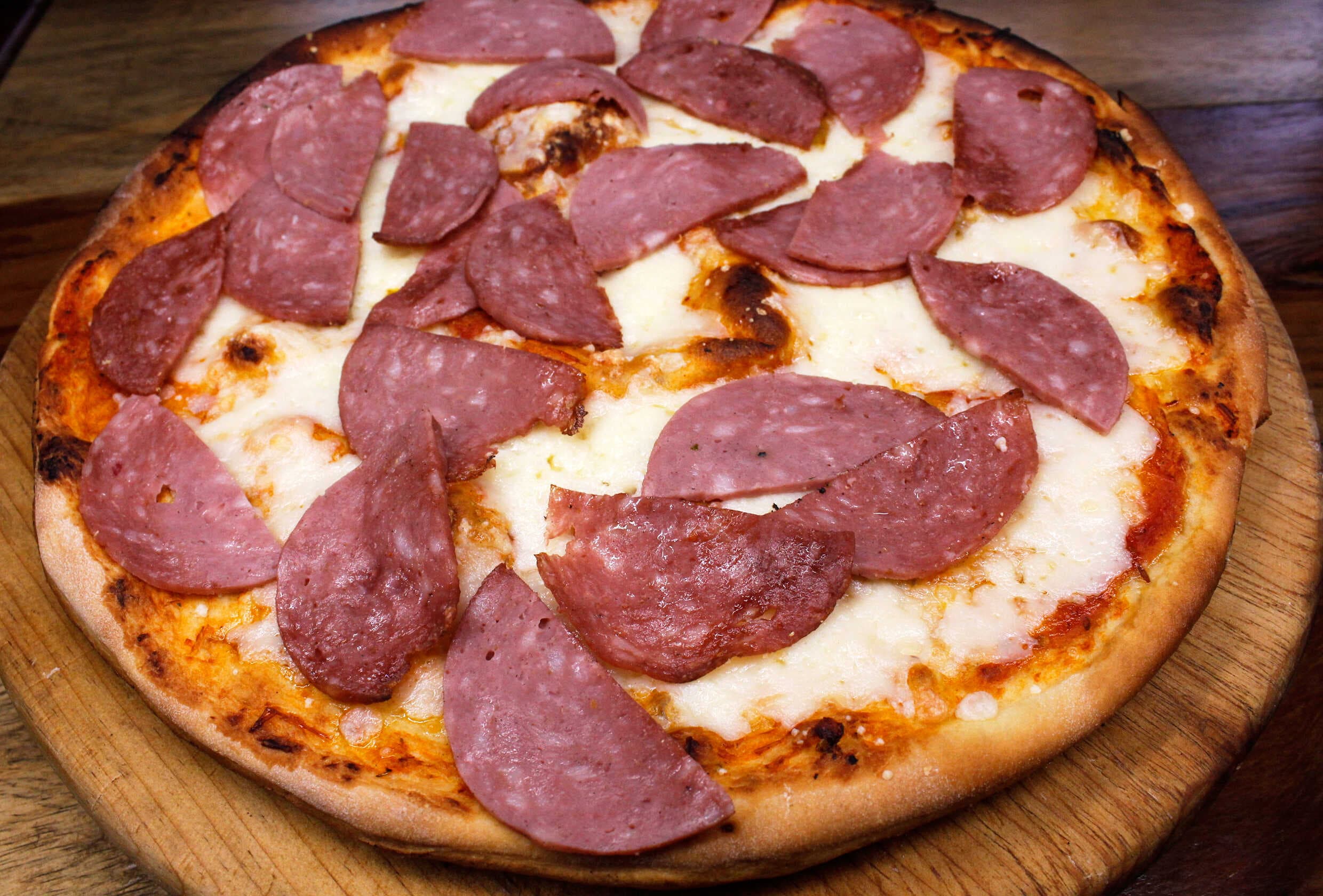 Pizza Salami 37Centimetros