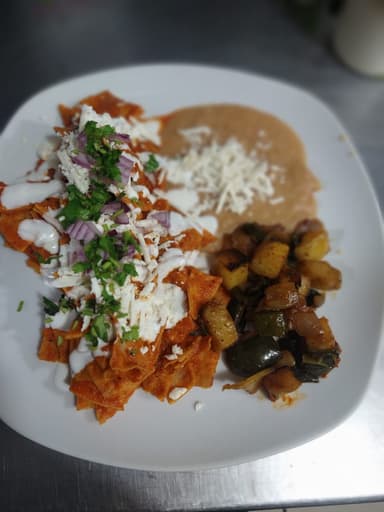Chilaquiles Rojos