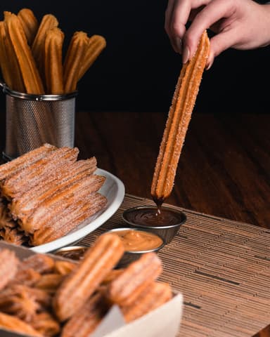 Churros más Dips para Dos
