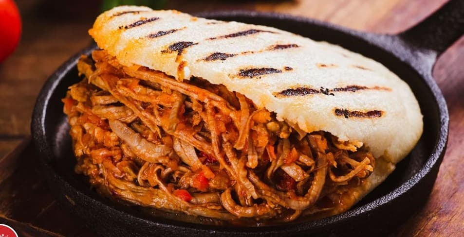 Arepa Mixta 1