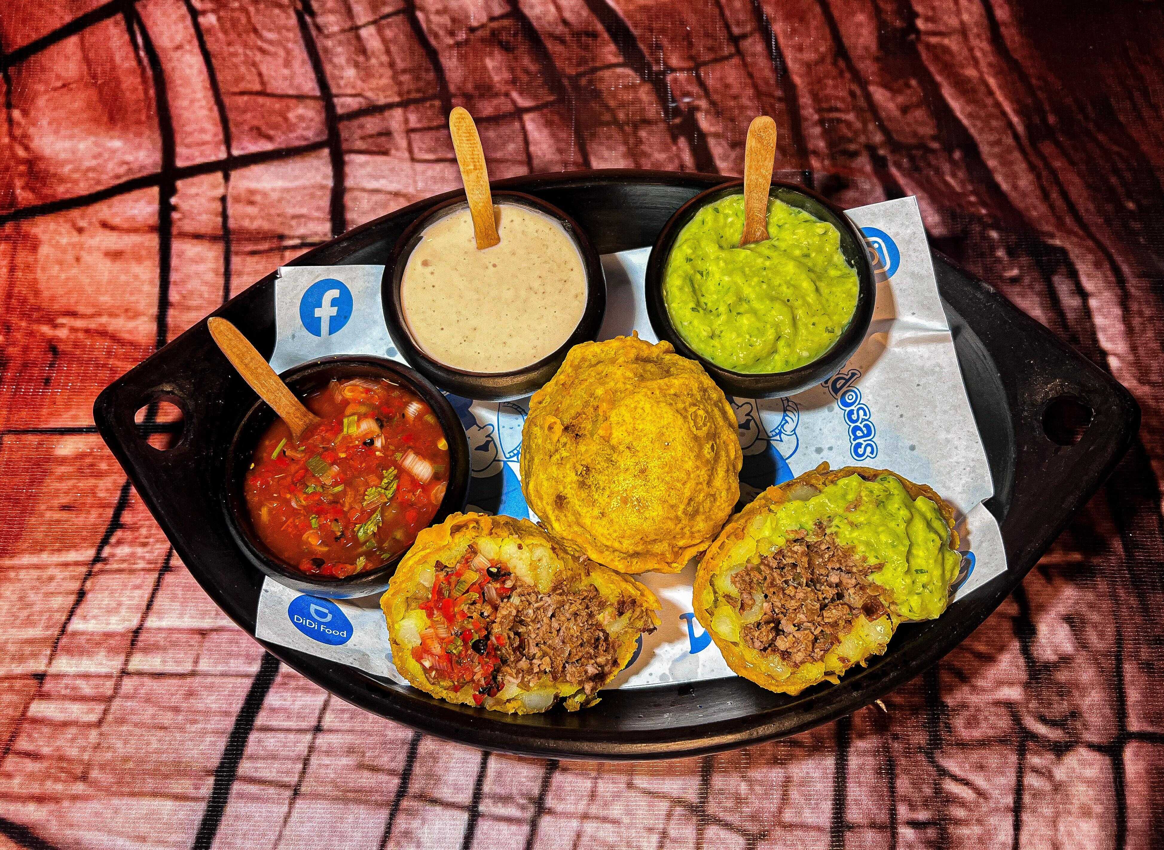 Papas Rellenas de Carne x1