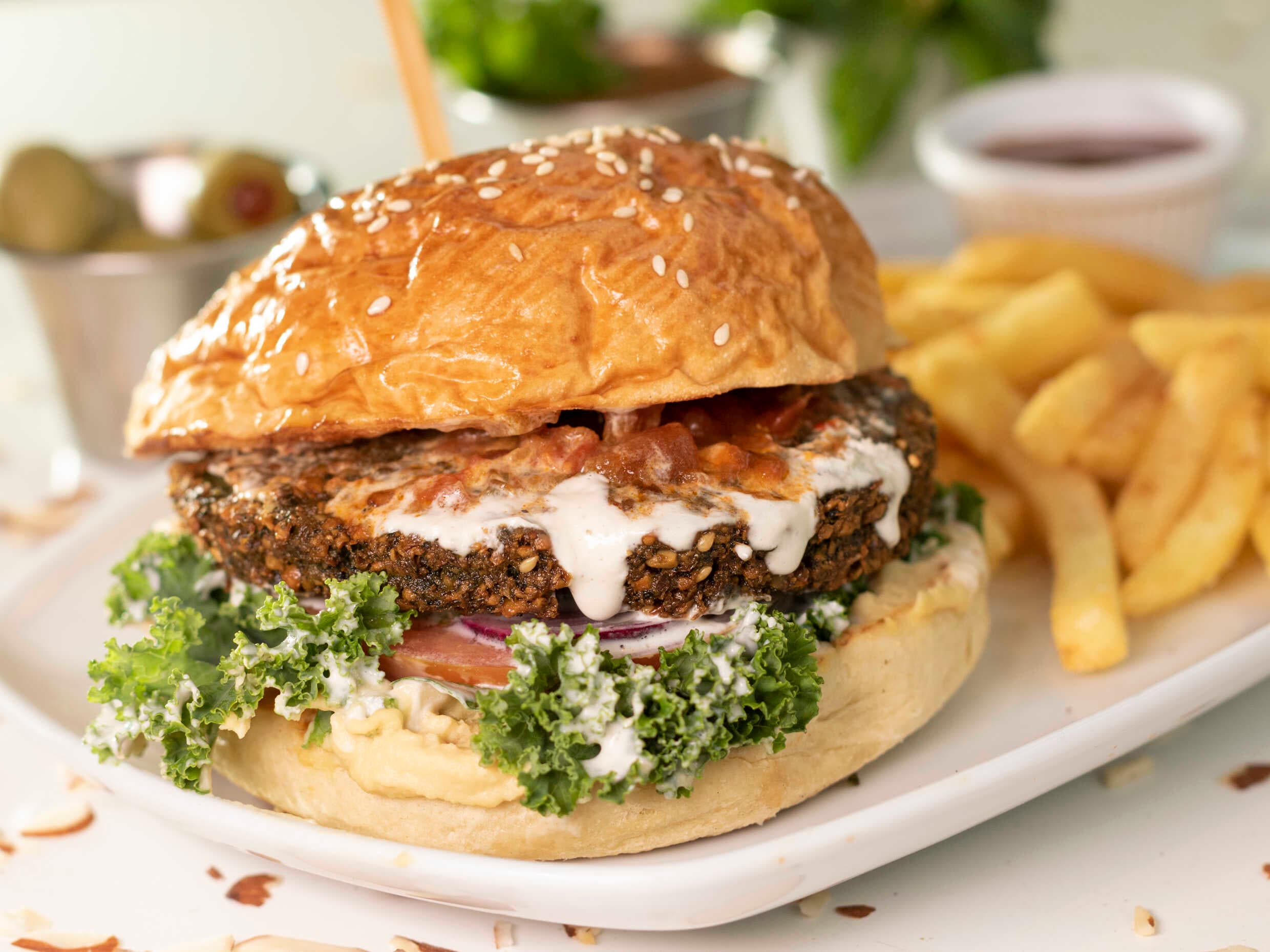 Combo-Hamburguesa de Res + Limonada Hierba Buena