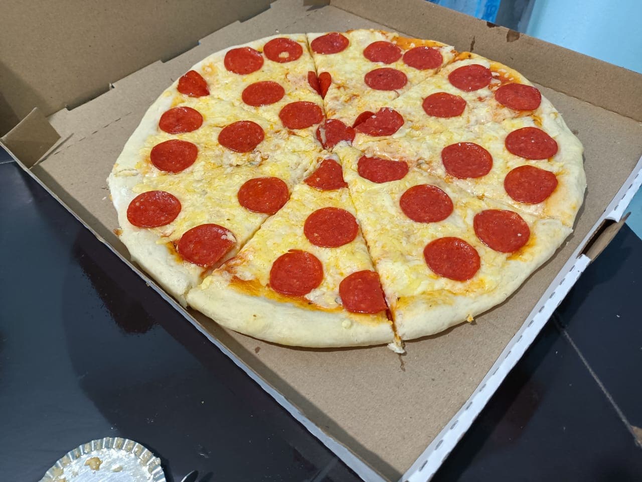 Combo-Combo pizza familiar + refresco + descuento