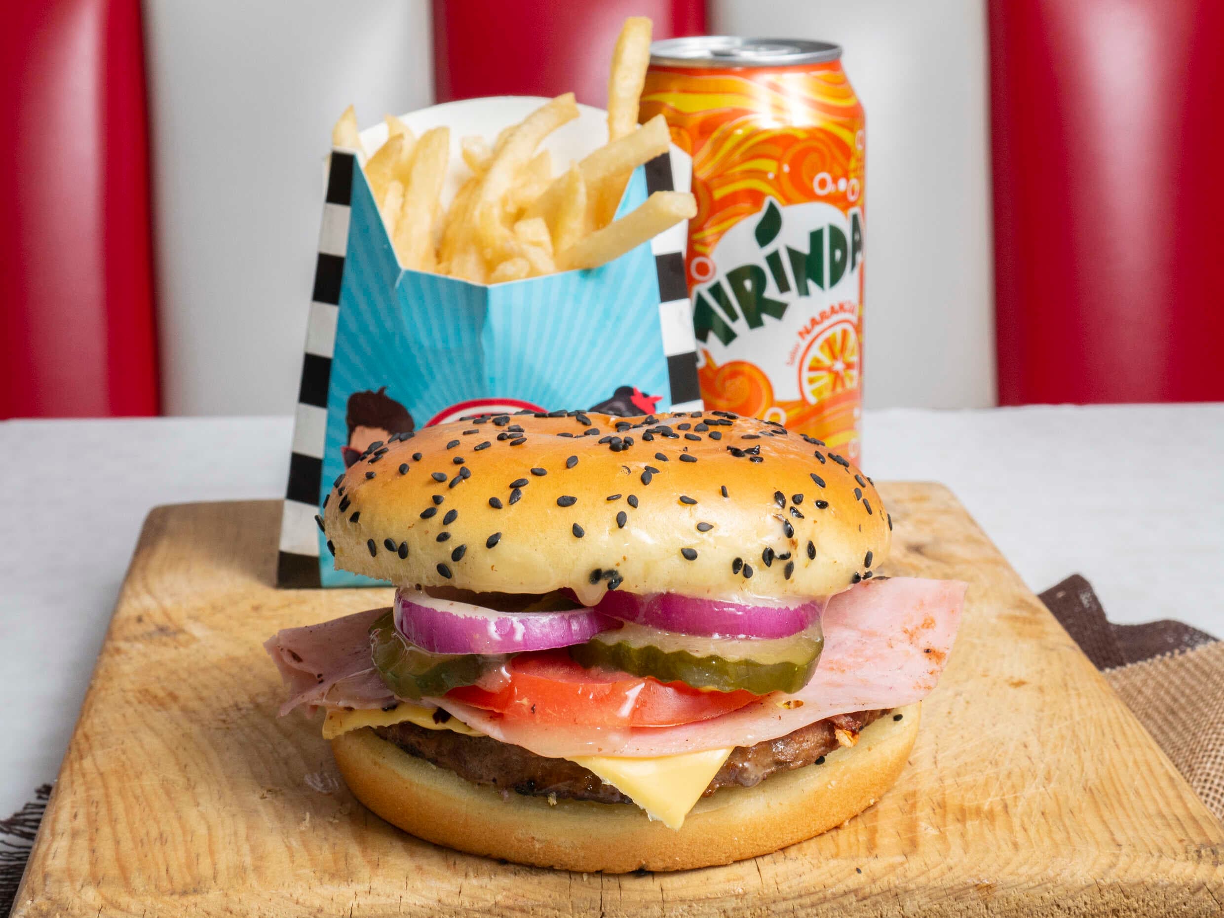 Combo Hamburguesa Golden Sencilla