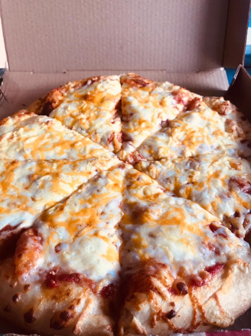 Pizza De 4 Quesos Tamaño Extra Grande