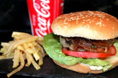 Hamburguesa de Carne con Papas
