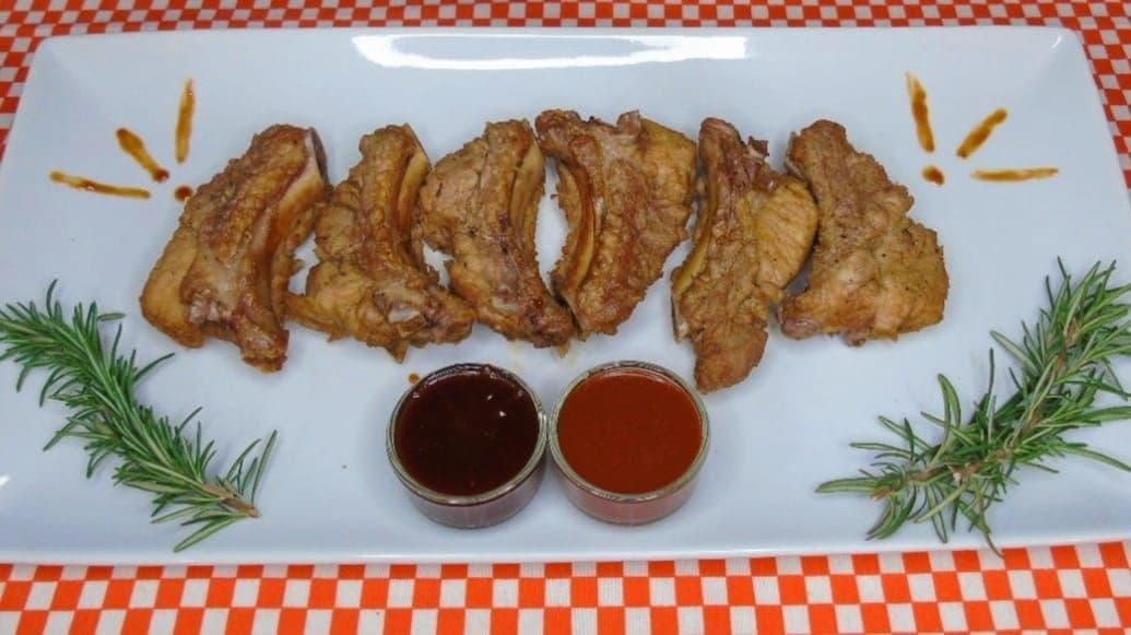 Costillas de cerdo (aprox 15 cm c/u)