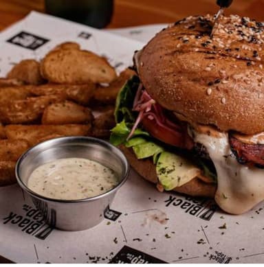 Hamburguesa Black Tap