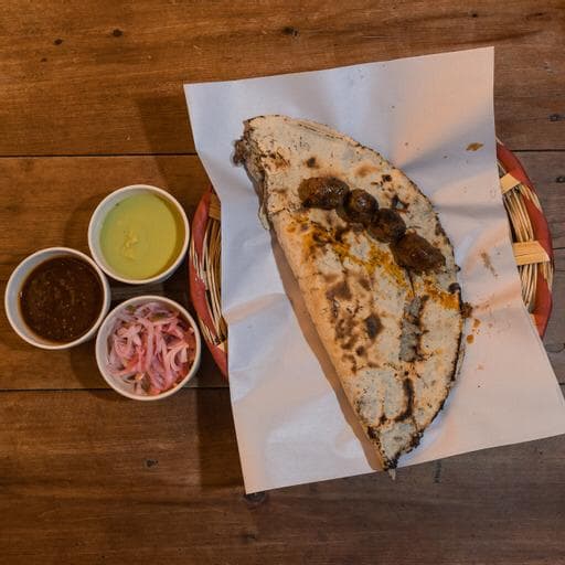 Tlayuda con Chorizo