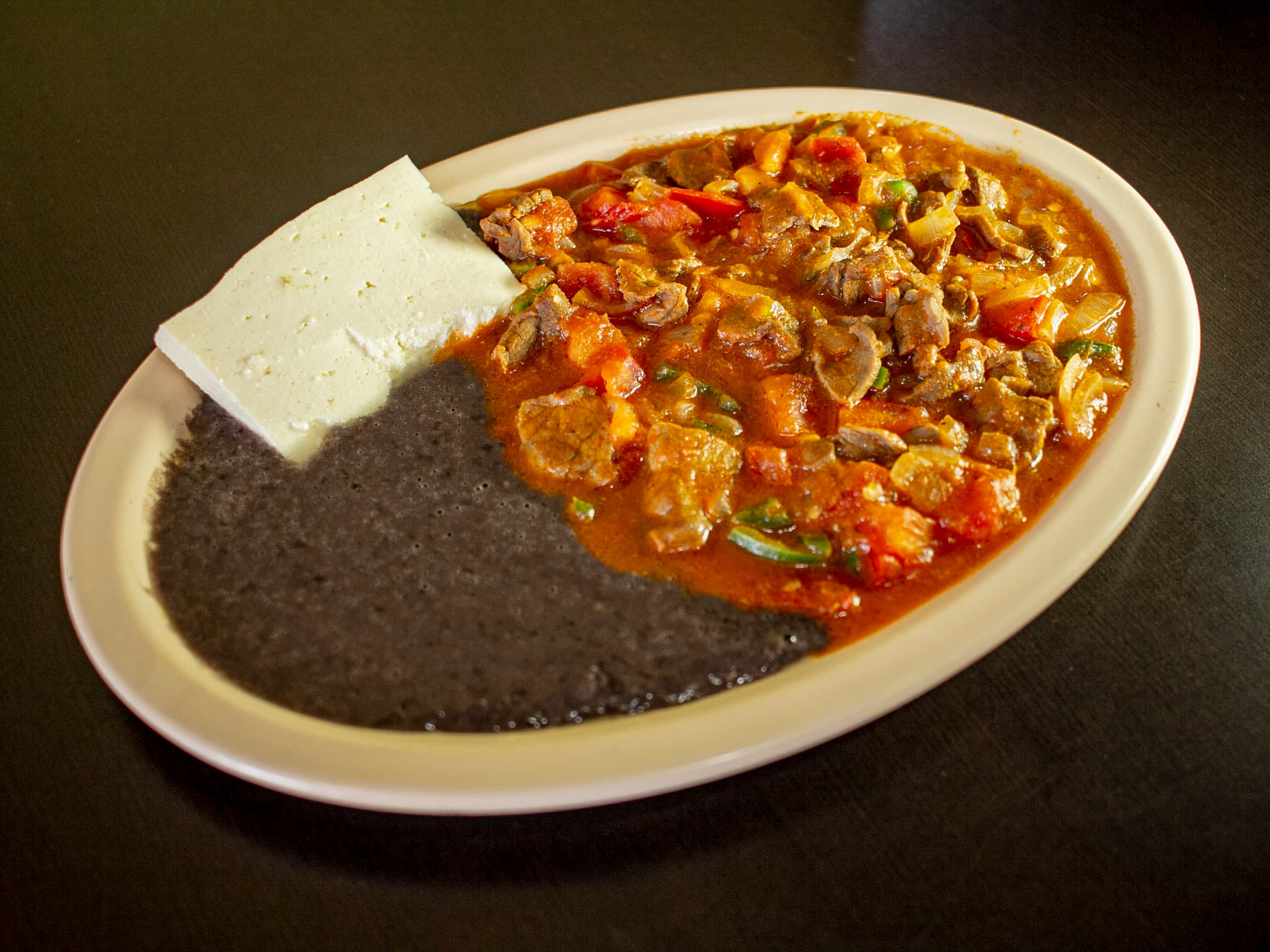 Almuerzo Bistec Ranchero