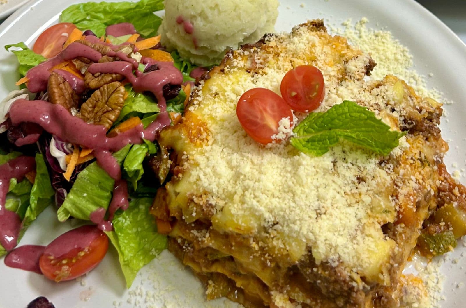 Combo Entrada + Lasaña + Agua Fresca