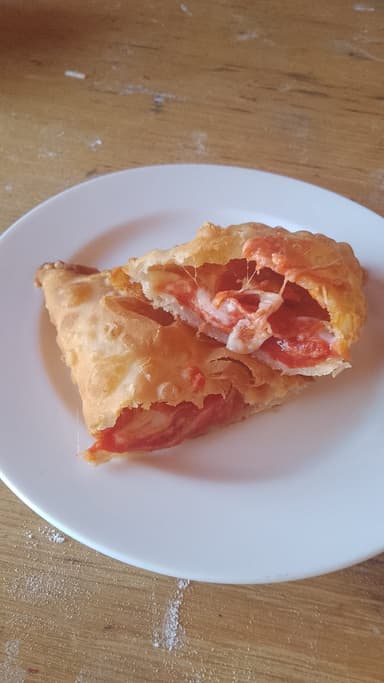Combo Emperris: 1 Carne más 1 Pepperoni y 1 Bebida