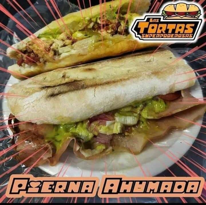 Torta de Pierna Ahumada con Queso.