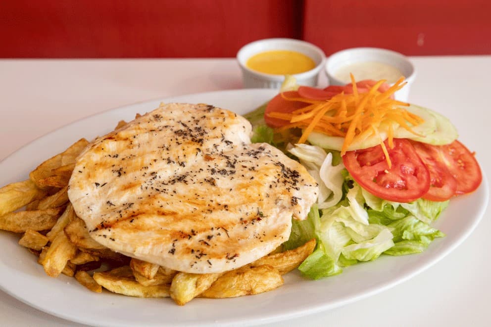 POLLO A LA PLANCHA GRATIS GASEOSA