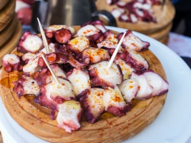 Pulpo al Mojo de Ajo