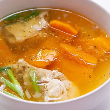 Caldo de Pollo
