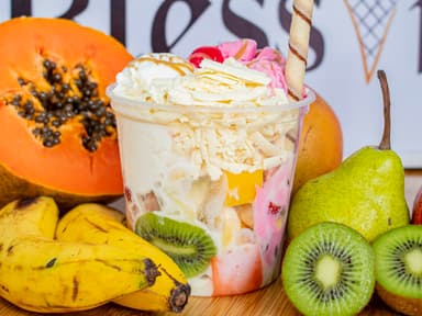 Ensalada con Helado y Queso