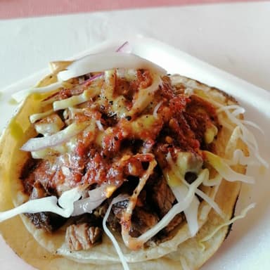 TACO DE MAIZ DE RES