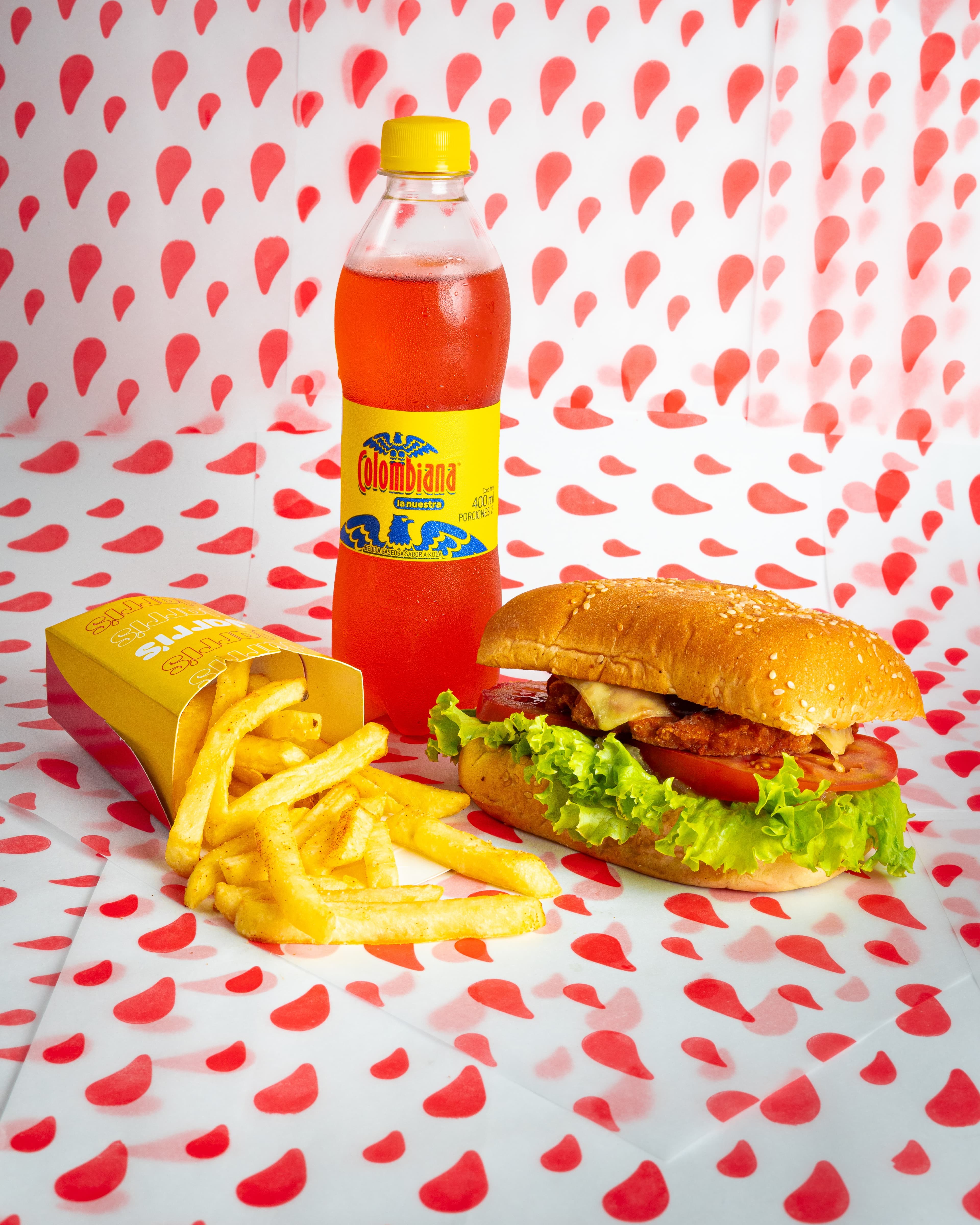 Combo Sándwich Pollo + Papas + Bebida
