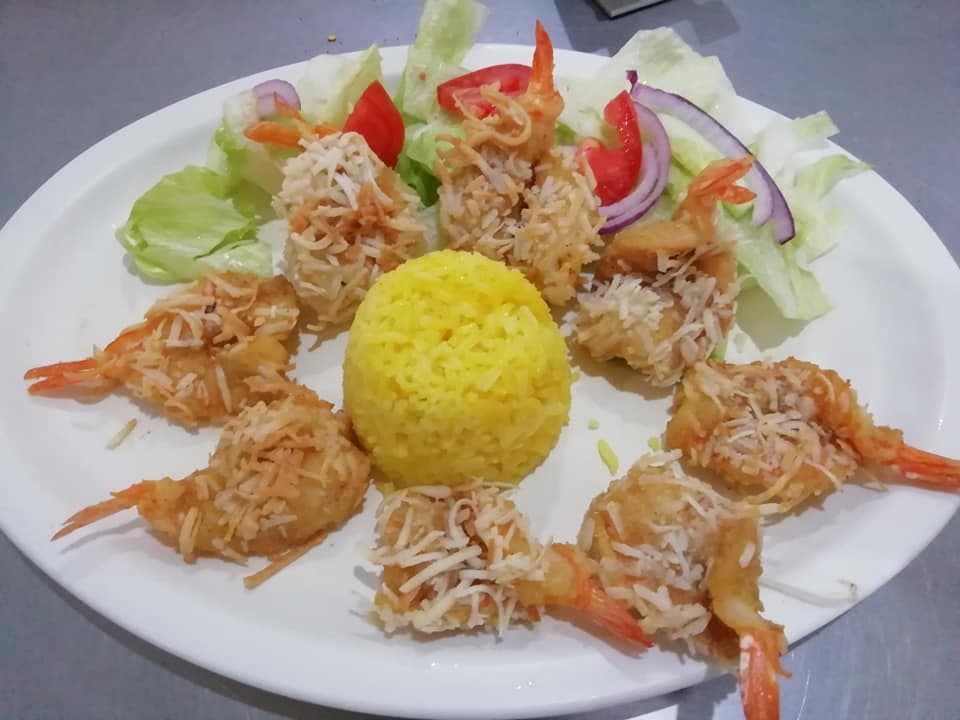 Camarones al Ajillo