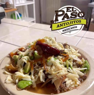 Sopa Azteca + Agua de Sabor