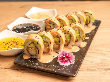 Maki Hot Chicken Roll