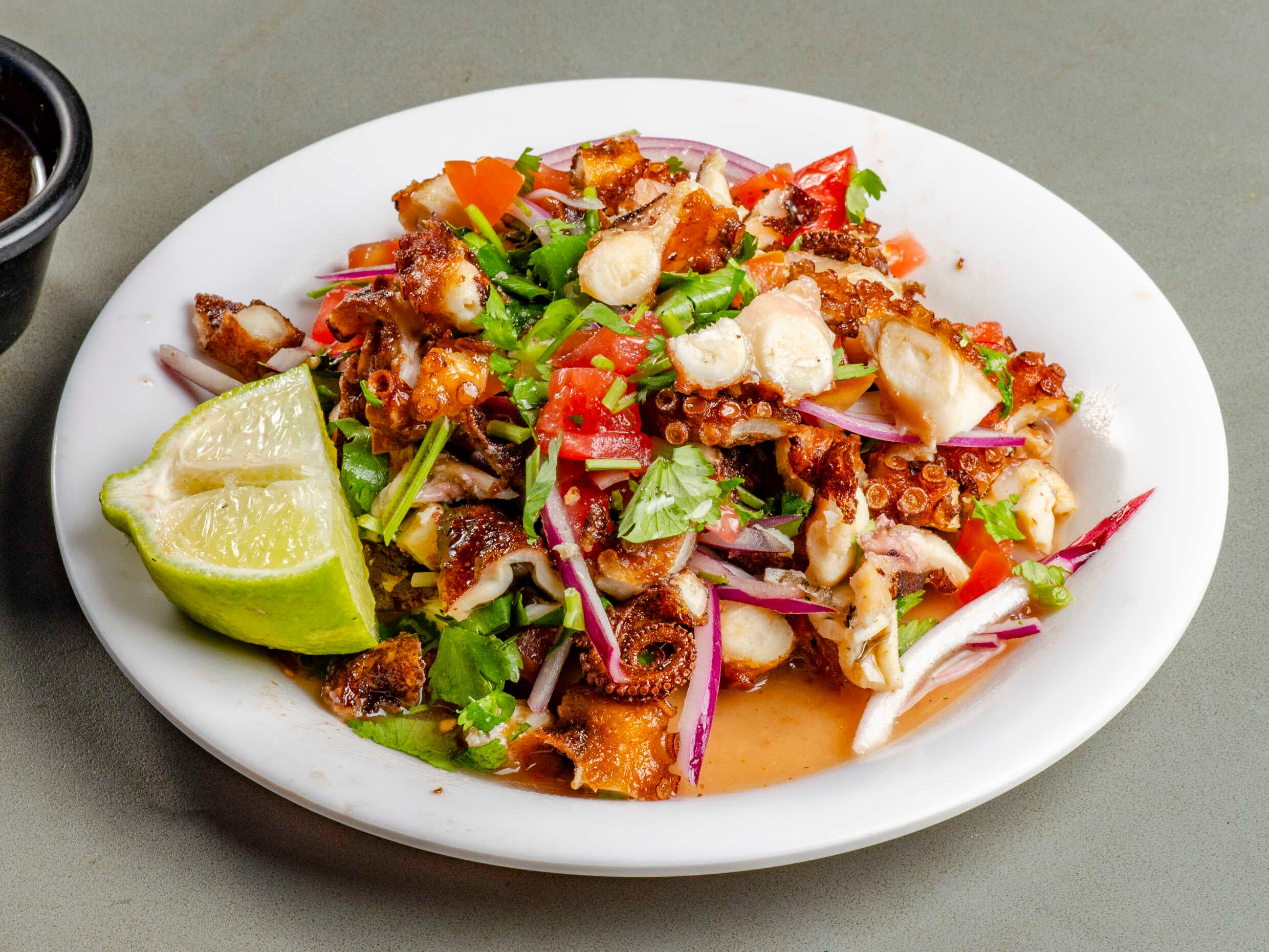 Ceviche Pulpo frito Mediano Mojo de Ajo