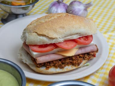 TORTA CHORIQUESO