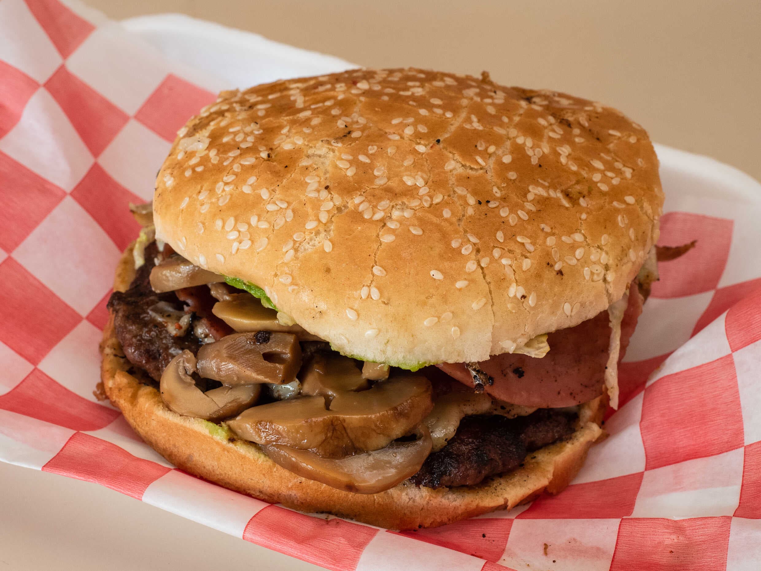 Hamburguesa con Champiñones
