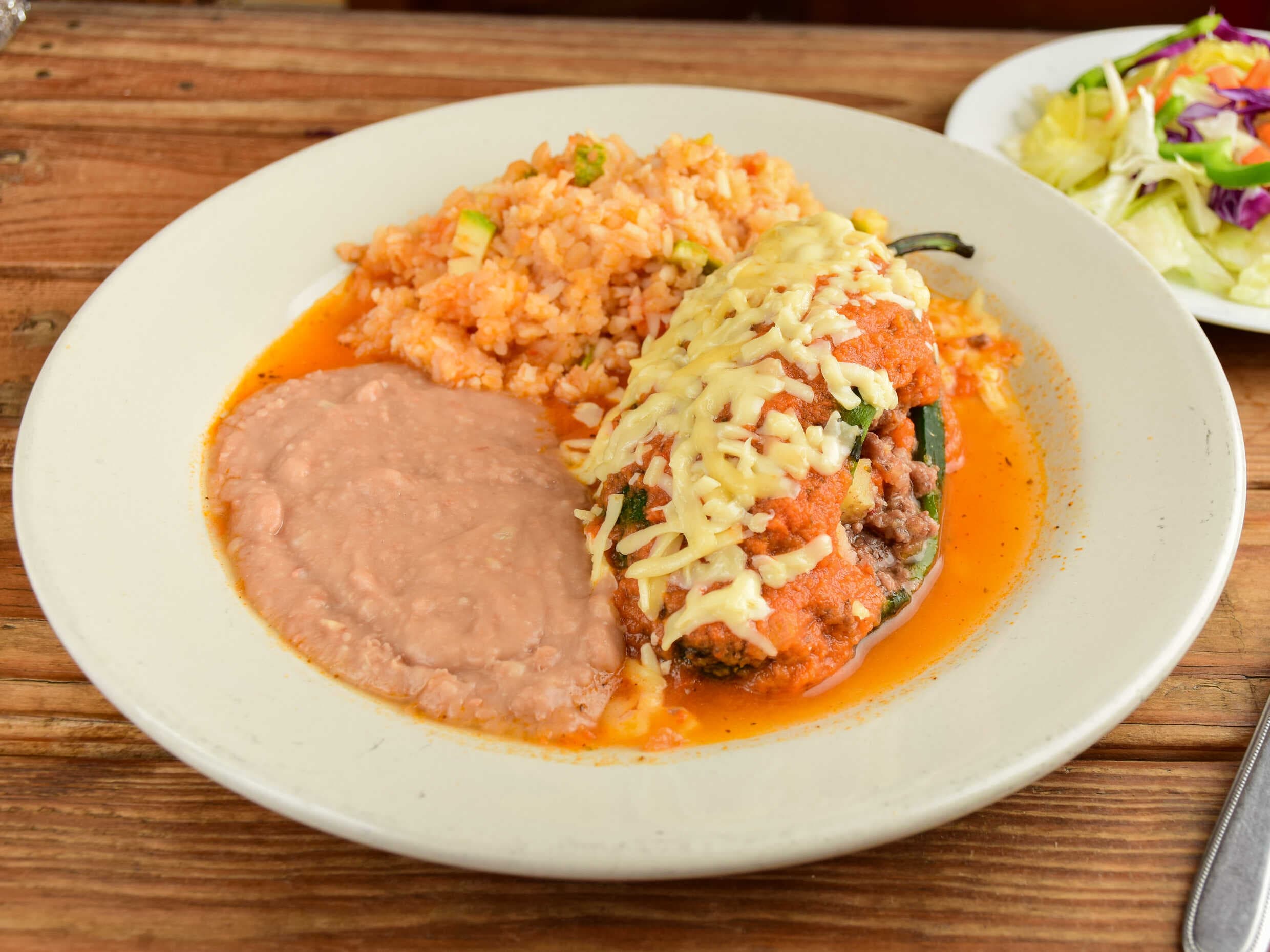 Chile Relleno de Picadillo o Asado
