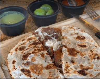 Gringa de Bistec