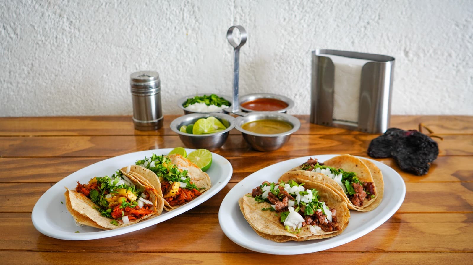 3 Tacos de Pastor + Agua de Jamaica 1 Lt