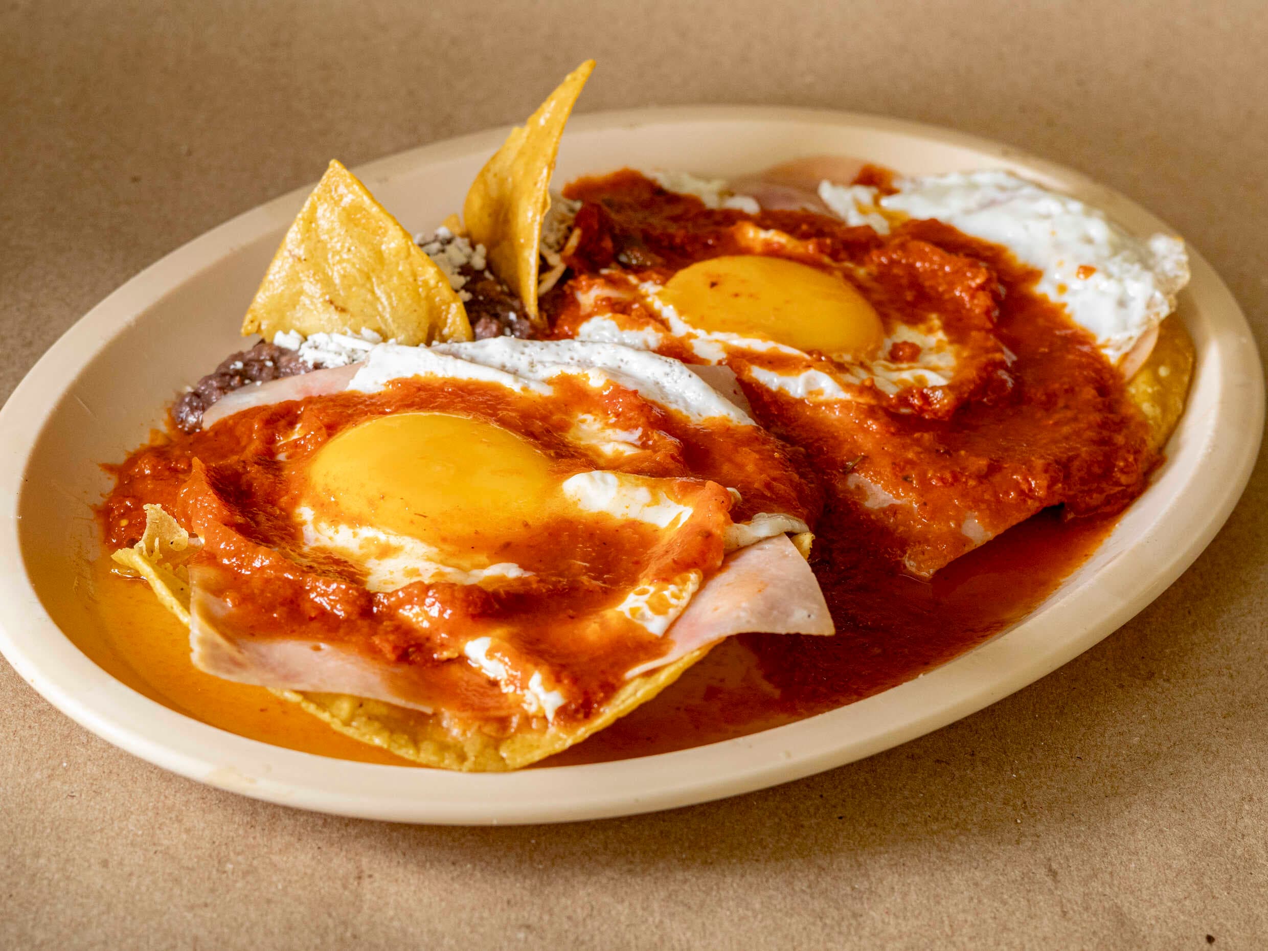 Combo Huevos, Café Y Fruta