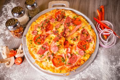 Pizza Carnes Maduradas