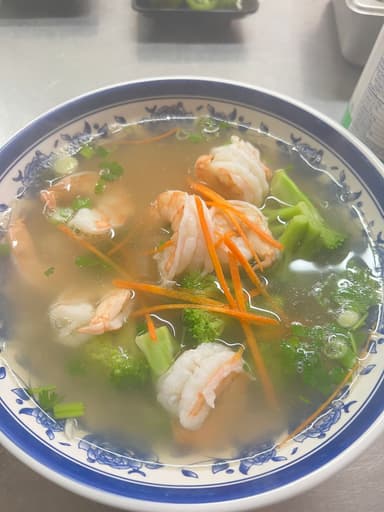 Pho Camarón con Verduras