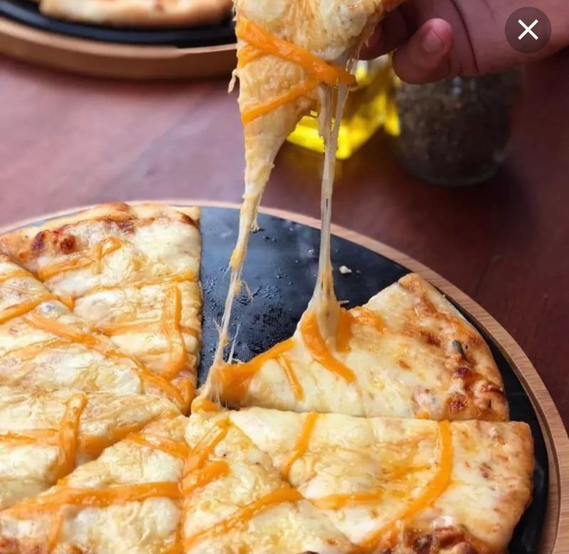 Pizza Clásica 3 Quesos