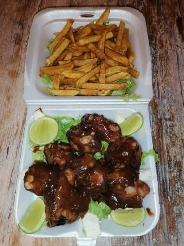 Costillas BBQ 250G +PAPAS FRANCESA