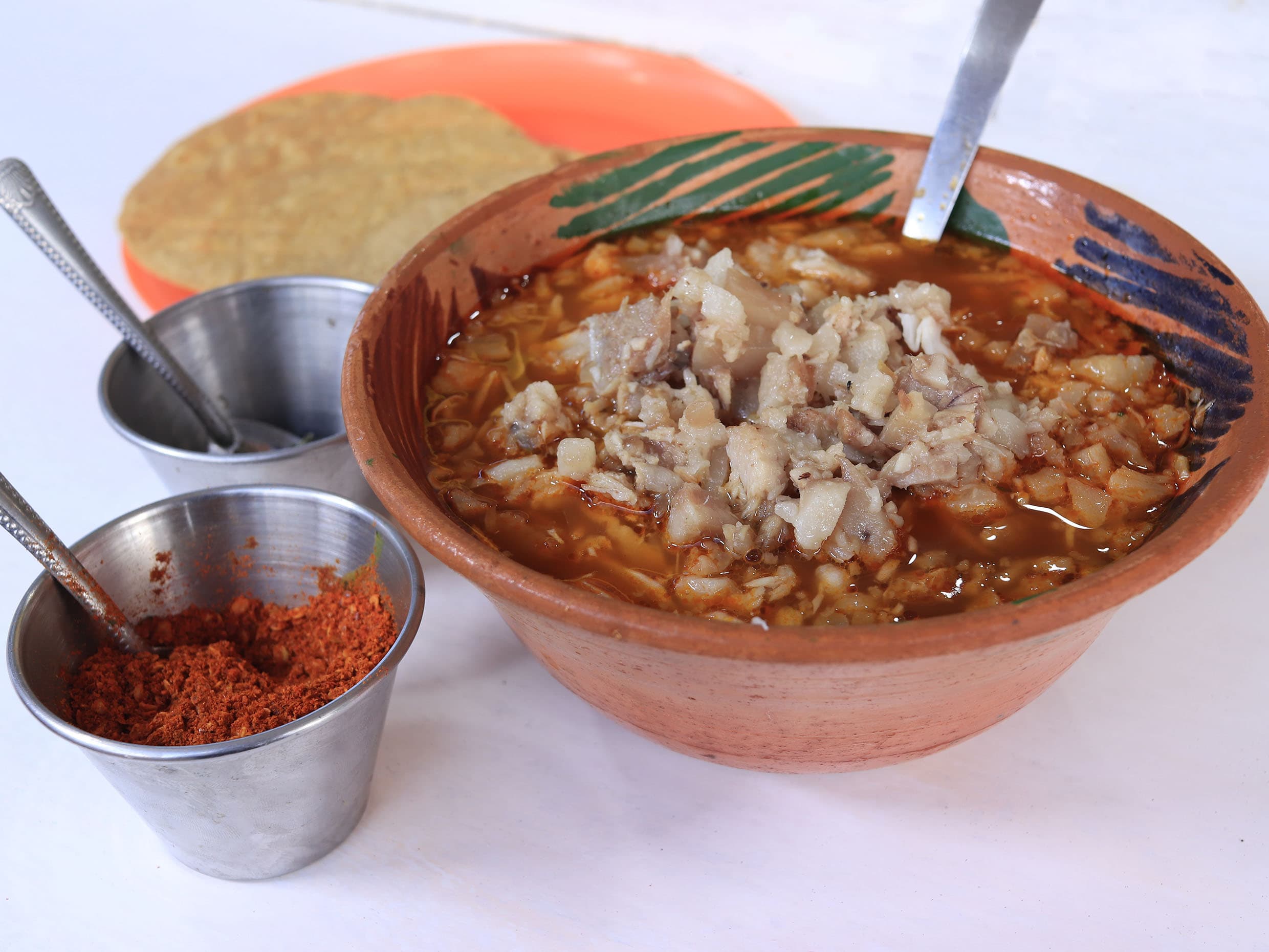 Combo Pozole + 2 Tacos de Carne de Cerdo