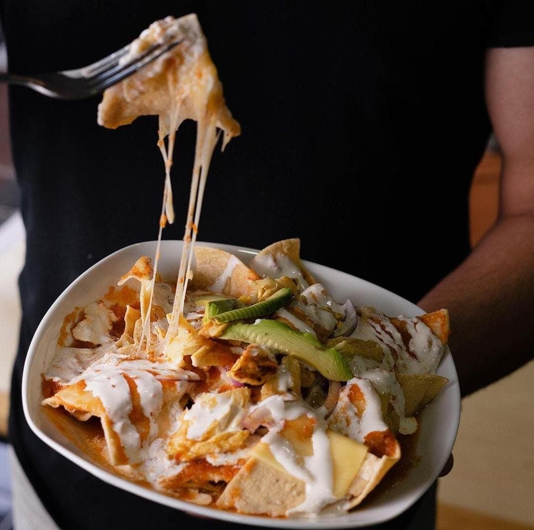Chilaquiles con pollo