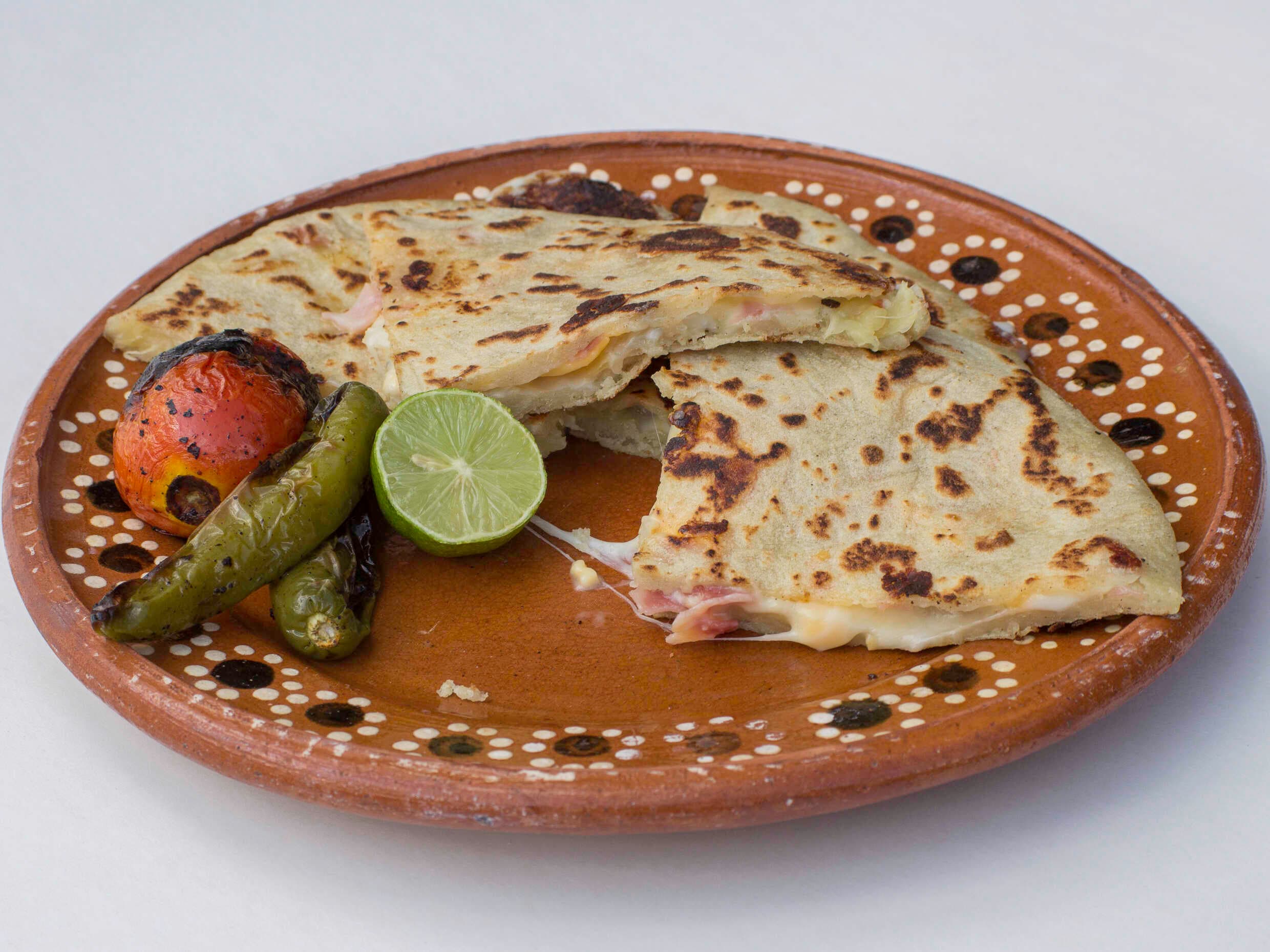 Gordita Hawaiana