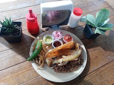 combo 1 - tacos dorado + consome