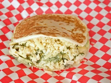 Gordita de Rajas con Queso