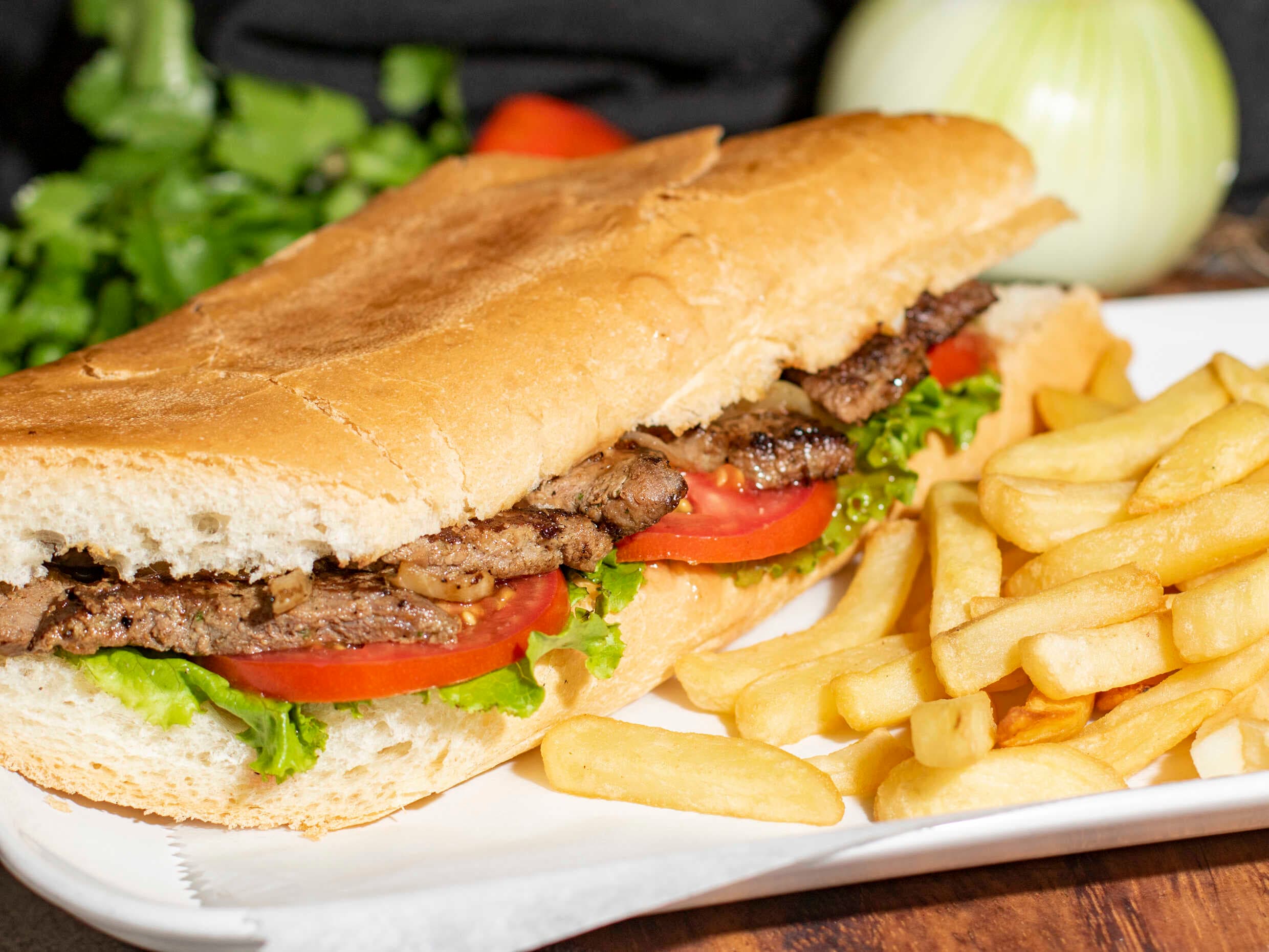 Sandwich Carne Mano Piedra + Olla de Carne
