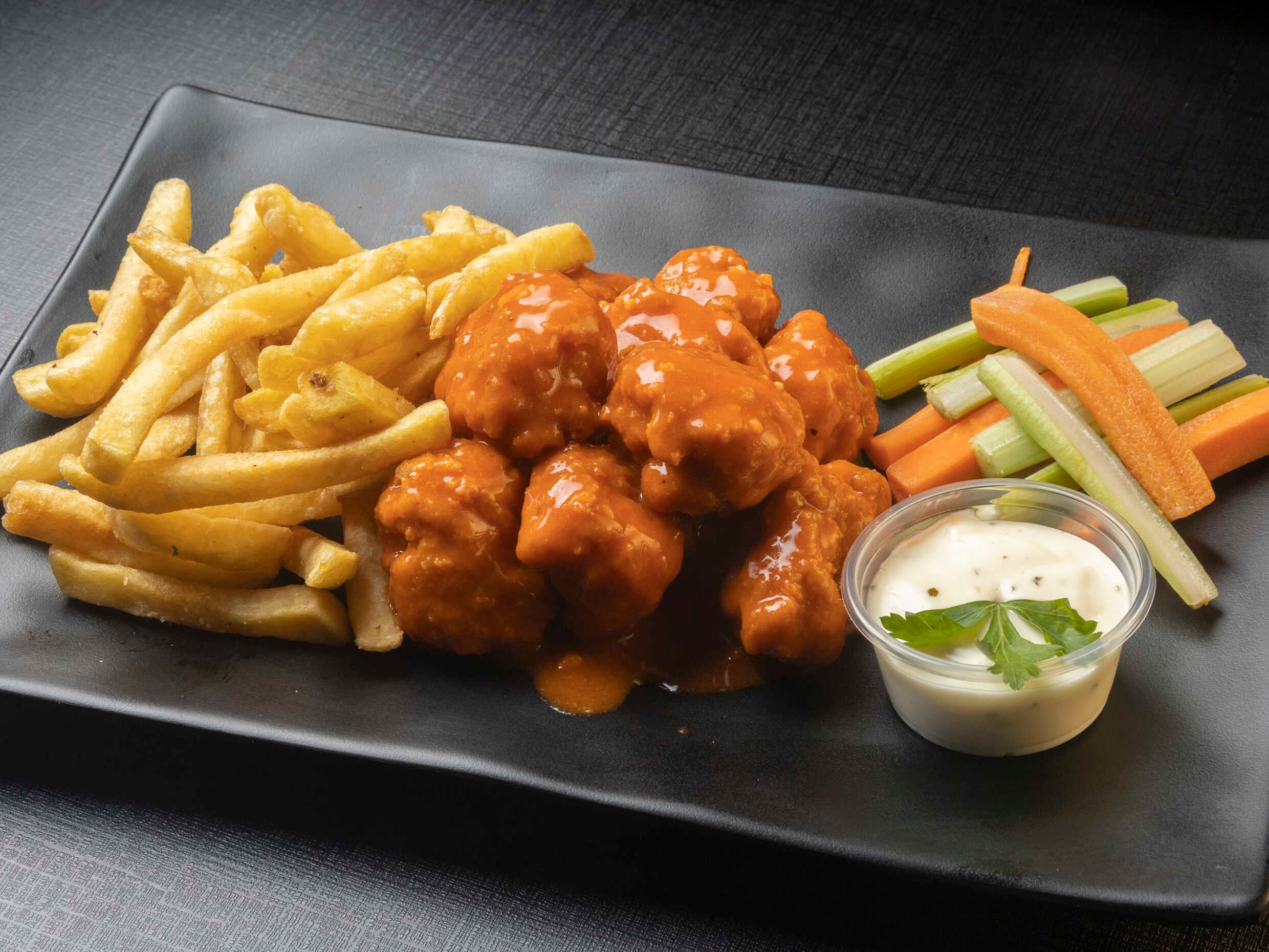8 Boneless and fries