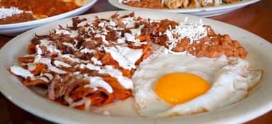 Chilaquiles Rojos y Verdes